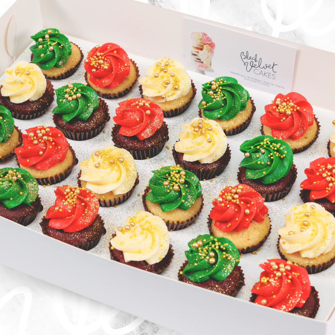 Christmas Baubles Mini Cupcakes (24)